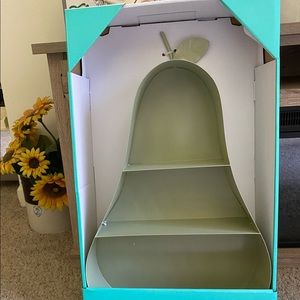 Pear Shelf